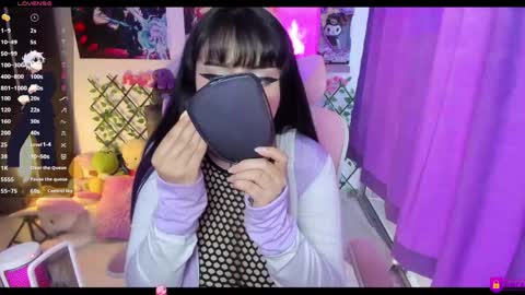 Maddy Foox online show from April 24, 2026, 10:56 pm