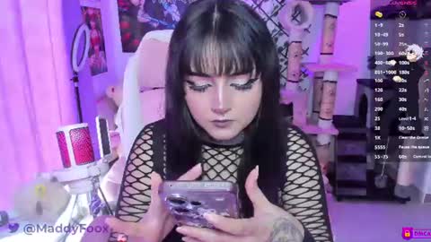 Maddy Foox online show from July 12, 2026, 10:45 pm