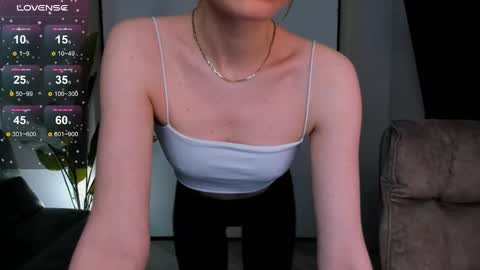 Snapshot of maddygarcia chatting on February 27, 2025, 12:54 am maddygarcia online show from February 27, 2025, 12:54 am