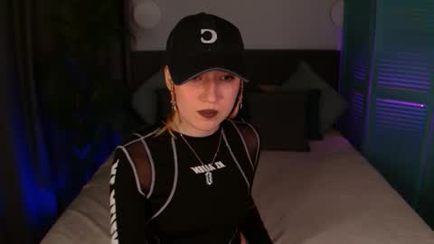 Snapshot of maddygarcia chatting on October 14, 2025, 10:54 pm maddygarcia online show from October 14, 2025, 10:54 pm