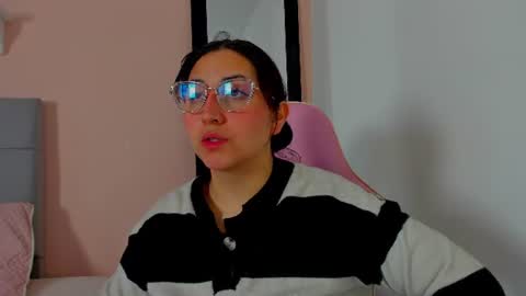 maddyy_moon online show from June 11, 2026, 11:19 am
