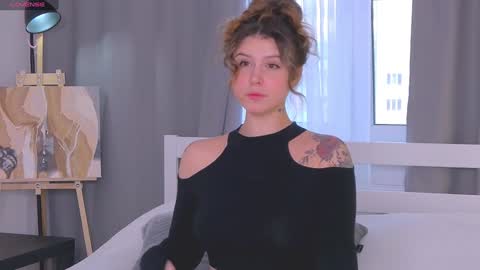 Snapshot of made_by_heaven chatting on December 11, 2024, 7:53 am Rada online show from December 11, 2024, 7:53 am