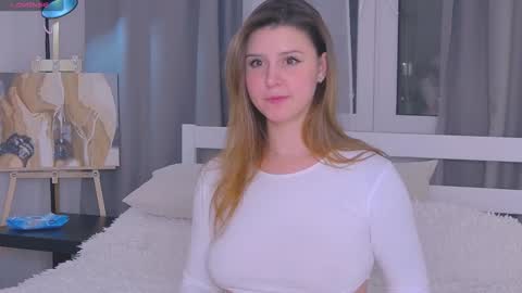 Snapshot of made_by_heaven chatting on December 18, 2024, 3:55 pm Rada online show from December 18, 2024, 3:55 pm