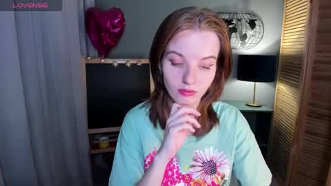 Snapshot of madelaines chatting on October 11, 2025, 9:08 am madelaines online show from October 11, 2025, 9:08 am