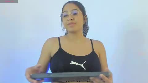 Snapshot of madelayn_torres chatting on June 14, 2026, 11:12 am madelayn_torres online show from June 14, 2026, 11:12 am