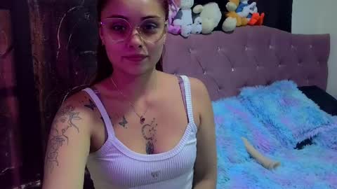 sofia online show from April 16, 2026, 7:25 pm