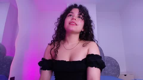 Madeleine  online show from April 19, 2026, 6:10 pm