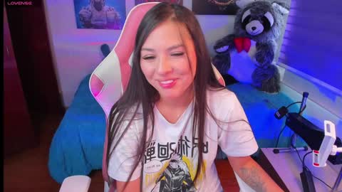 Emily     Only Fans  online show from January 19, 2025, 9:13 pm