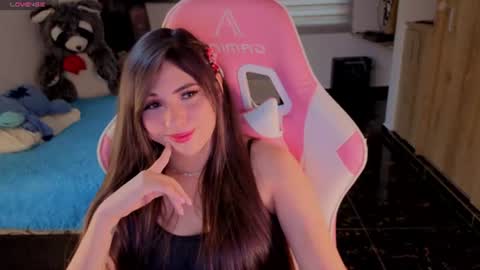 Emily     Only Fans  online show from July 27, 2026, 9:44 pm