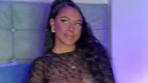 madeleinxxx_ online show from December 29, 2024, 5:53 am