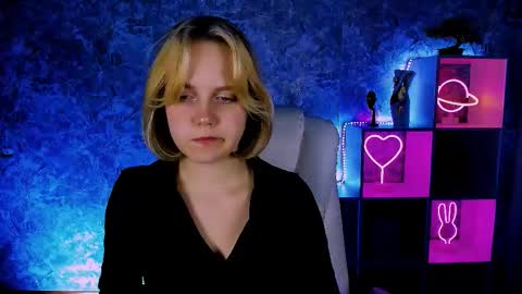 Madeline online show from March 8, 2026, 12:42 pm