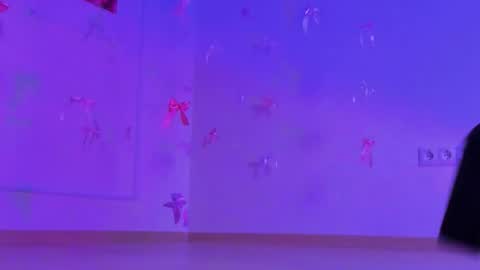 Madeline online show from March 18, 2026, 1:03 pm