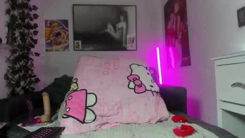 Snapshot of madelyn777 chatting on November 7, 2025, 1:16 am Madelyn. online show from November 7, 2025, 1:16 am