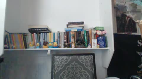 Snapshot of madfeather chatting on September 16, 2025, 5:47 pm Letty online show from September 16, 2025, 5:47 pm