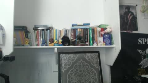 Snapshot of madfeather chatting on October 27, 2025, 7:51 pm Letty online show from October 27, 2025, 7:51 pm