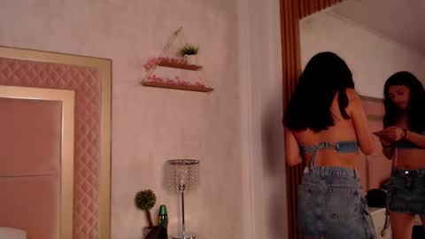 madhison_5 online show from April 30, 2026, 11:27 am