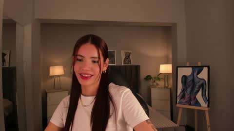 Snapshot of madie_collins7 chatting on December 6, 2024, 2:38 pm Madie online show from December 6, 2024, 2:38 pm