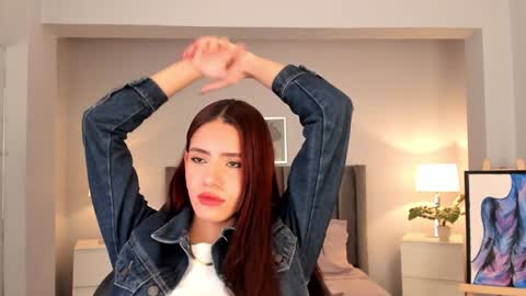 Snapshot of madie_collins7 chatting on January 5, 2025, 12:42 pm Madie online show from January 5, 2025, 12:42 pm