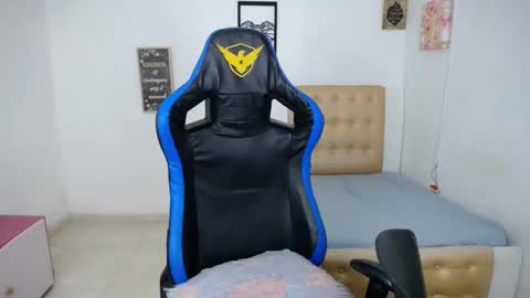 madinsoncopper online show from January 27, 2025, 11:22 pm