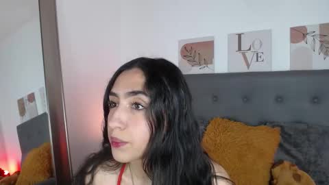 Madelein online show from March 15, 2026, 2:50 am