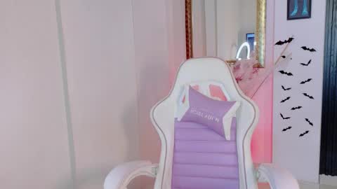 Snapshot of madison_jacksonn chatting on April 25, 2026, 8:06 pm madison_jacksonn online show from April 25, 2026, 8:06 pm
