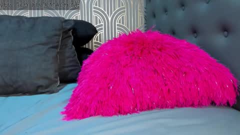   online show from January 30, 2025, 11:24 pm