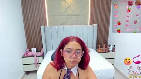 Snapshot of madison_rowan chatting on June 2, 2026, 3:19 am MADI online show from June 2, 2026, 3:19 am
