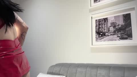 Snapshot of madison_v chatting on September 30, 2025, 3:11 am madison online show from September 30, 2025, 3:11 am