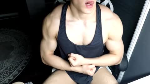 madisonboy2 online show from March 3, 2026, 10:37 pm