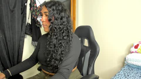 Snapshot of madisonbrunette_lxs chatting on December 27, 2024, 8:50 pm madison online show from December 27, 2024, 8:50 pm