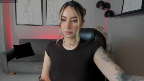 Snapshot of madisoncollinsx chatting on April 22, 2026, 11:01 am Maddi Collins online show from April 22, 2026, 11:01 am