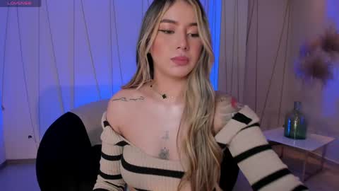 Snapshot of madisoncollinsx chatting on May 8, 2026, 11:26 am Maddi Collins online show from May 8, 2026, 11:26 am