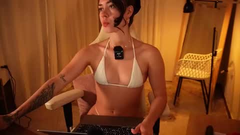 madisonlara online show from February 18, 2026, 6:15 pm