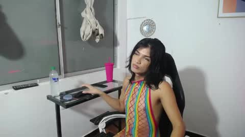 madisson_jones18 online show from May 8, 2026, 11:59 am