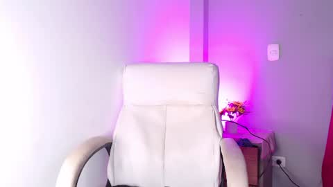    online show from July 10, 2026, 7:05 pm