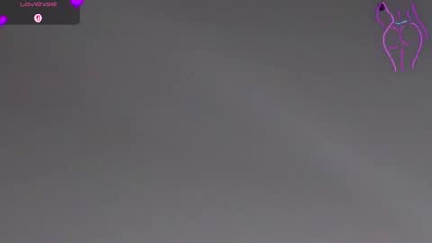 madissonlee__ online show from April 27, 2026, 10:52 pm