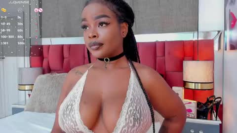 Madisson Lopez online show from April 24, 2026, 9:06 pm