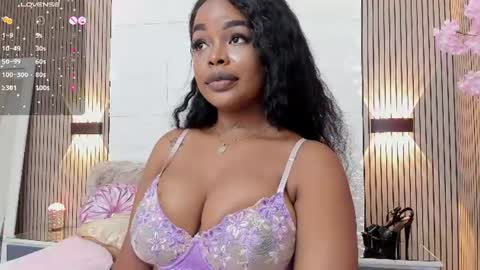 Snapshot of madissonlopez chatting on June 11, 2026, 12:32 am Madisson Lopez online show from June 11, 2026, 12:32 am