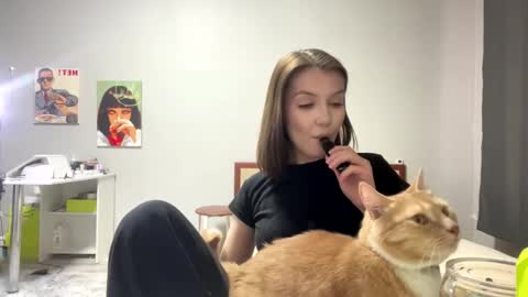 Snapshot of madlynarms chatting on March 27, 2026, 2:06 pm Mary online show from March 27, 2026, 2:06 pm