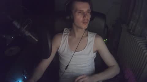 madnessss1215 online show from March 4, 2026, 11:22 pm