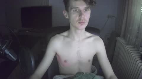 madnessss1215 online show from March 15, 2026, 7:58 am