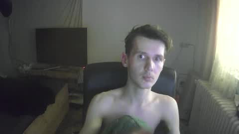 madnessss1215 online show from March 16, 2026, 2:10 pm