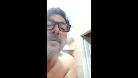 Snapshot of madoldman88bis chatting on May 27, 2026, 2:03 pm madoldman88bis online show from May 27, 2026, 2:03 pm