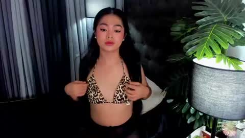 madonnajhonson online show from June 22, 2026, 5:04 am