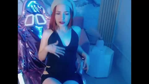 Snapshot of mady0619_ch chatting on October 6, 2025, 10:34 am Mady online show from October 6, 2025, 10:34 am