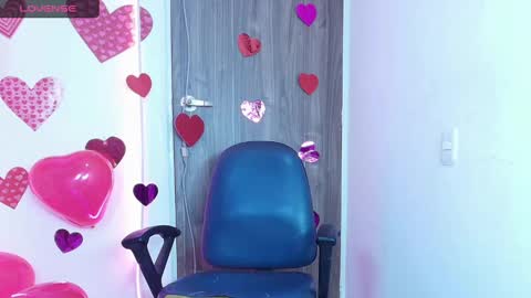 Snapshot of mady_gh chatting on February 15, 2025, 3:09 am mady online show from February 15, 2025, 3:09 am