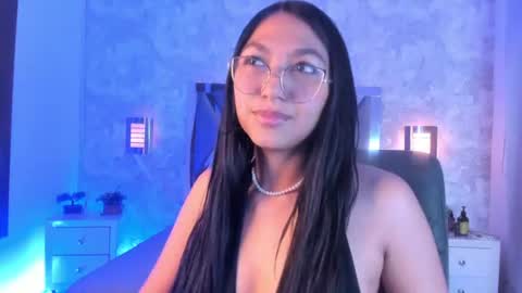 Mady Roa online show from July 17, 2026, 4:08 am