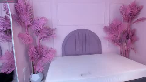 Snapshot of madyscarlett chatting on October 14, 2025, 1:23 pm madyscarlett online show from October 14, 2025, 1:23 pm