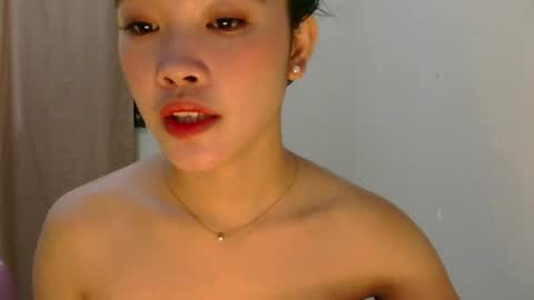 Snapshot of mae_luna chatting on June 17, 2026, 11:49 pm mae_luna online show from June 17, 2026, 11:49 pm