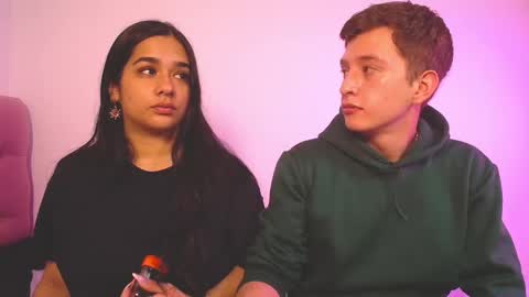 mae and nathan online show from September 23, 2025, 11:35 am